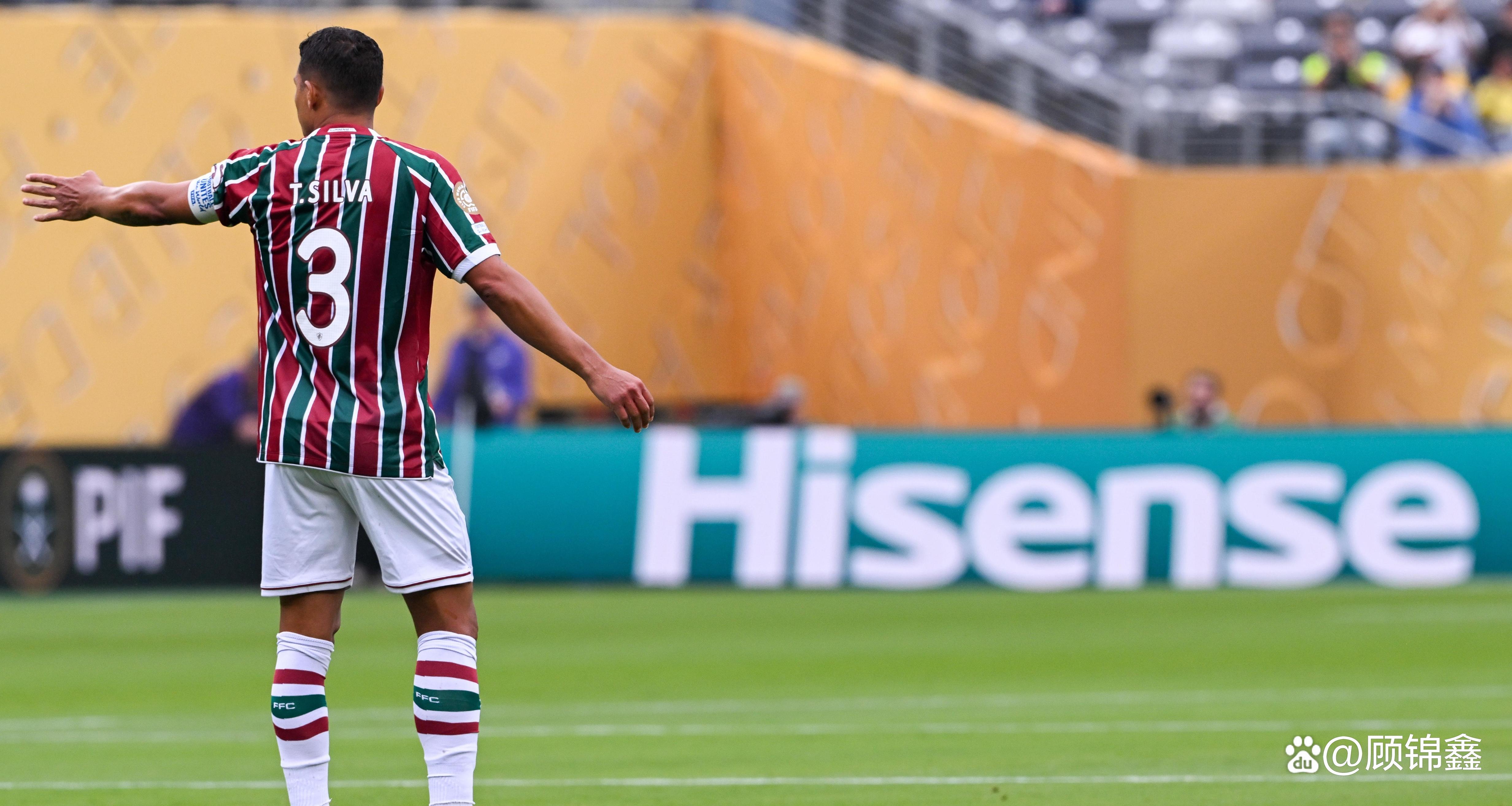 包含南美洲足球明星转会欧洲豪门俱乐部，全场震撼的词条