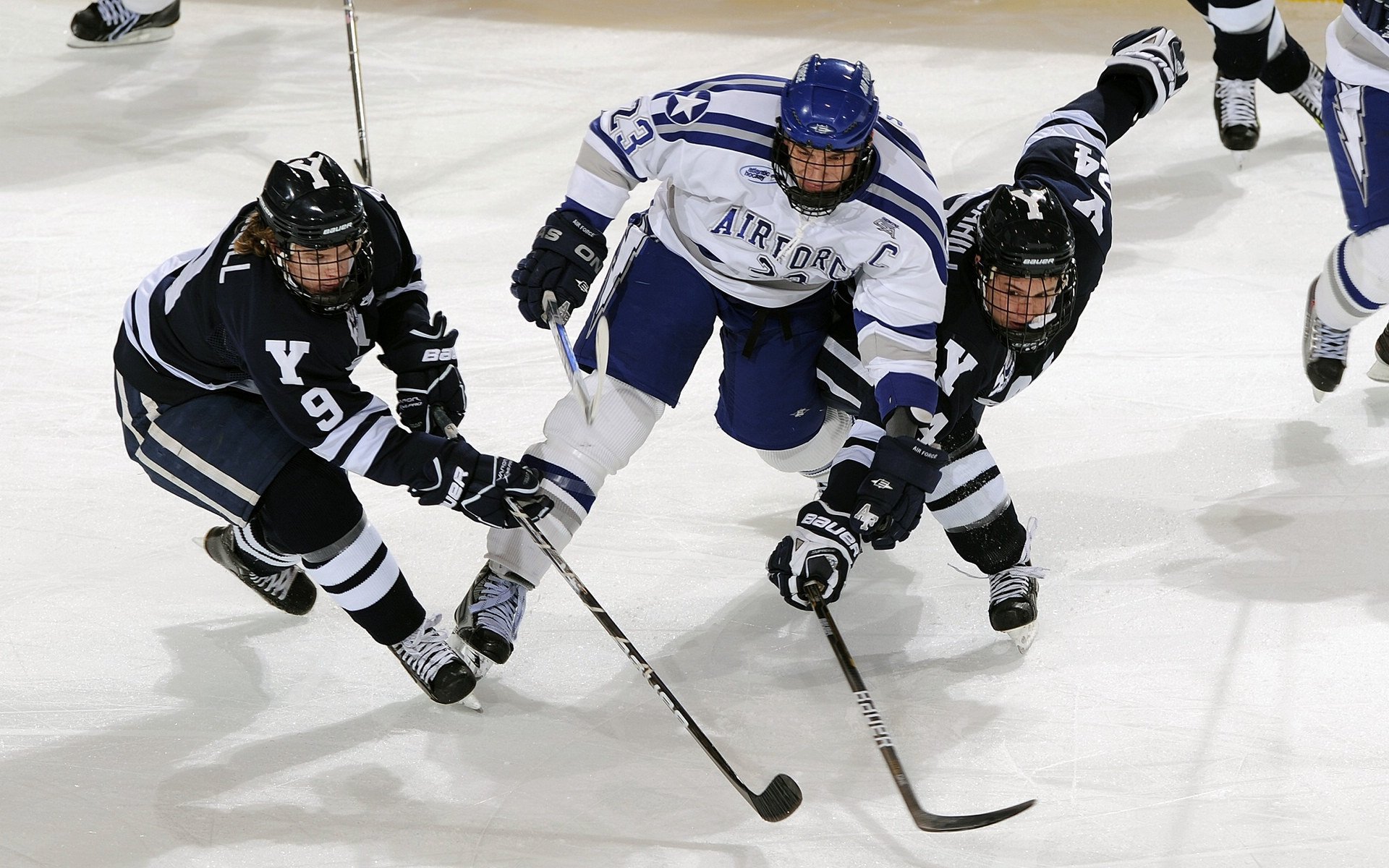 隐锋觉醒,当阿尔瓦雷斯在英超争冠之夜推开哈兰德的门