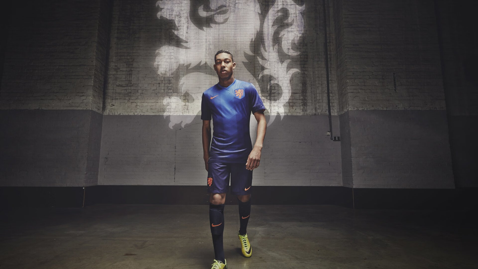 破茧成蝶,凯恩用进球终结心魔,拜仁剑指温布利